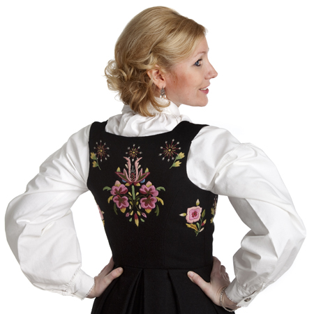 Ann Victoria til 17 mai